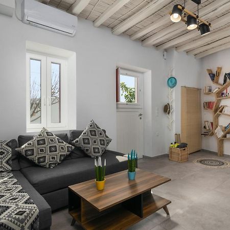 Triovasálos Milos Guesthouse מראה חיצוני תמונה