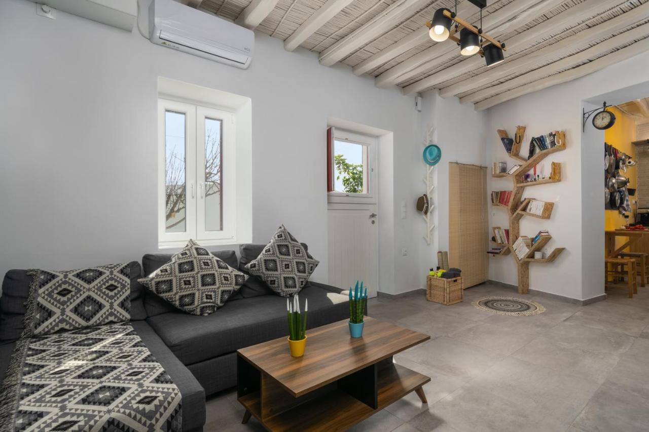 Triovasálos Milos Guesthouse מראה חיצוני תמונה