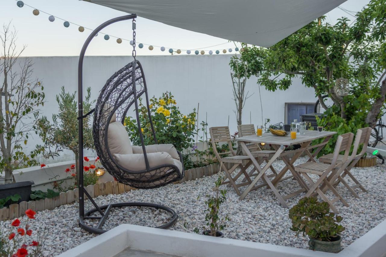 Triovasálos Milos Guesthouse מראה חיצוני תמונה