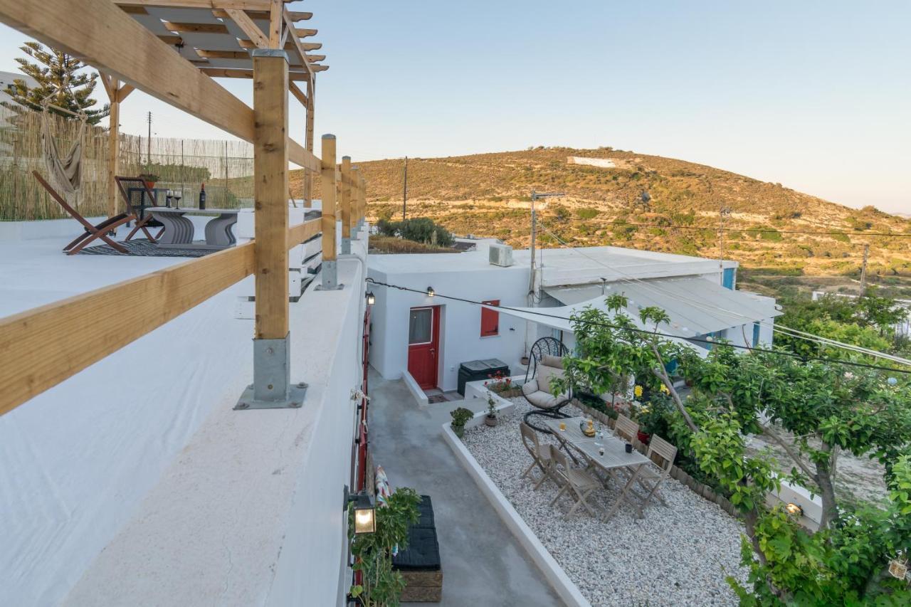 Triovasálos Milos Guesthouse מראה חיצוני תמונה
