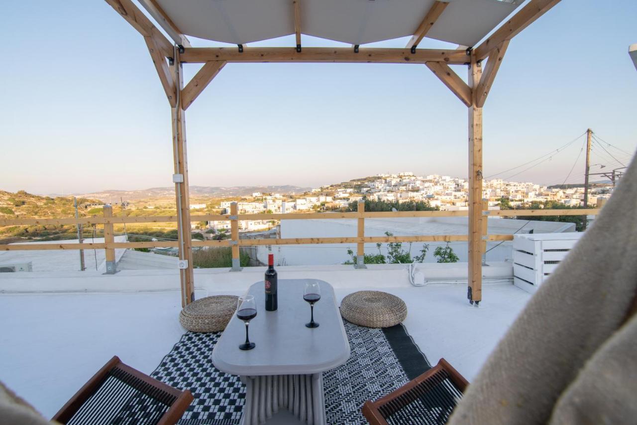 Triovasálos Milos Guesthouse מראה חיצוני תמונה